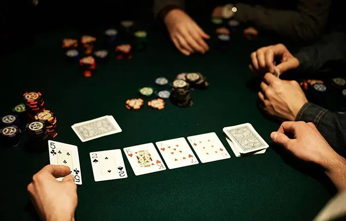 game casino online poker